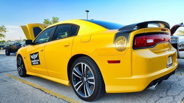 Dodge Charger Super Bee