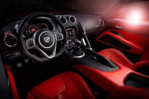 Dodge SRT Viper GTS.: 8.6 . . : 640 ..  100 /: 3.2 .. ... - 2