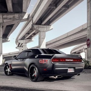 Dodge Challenger - 3