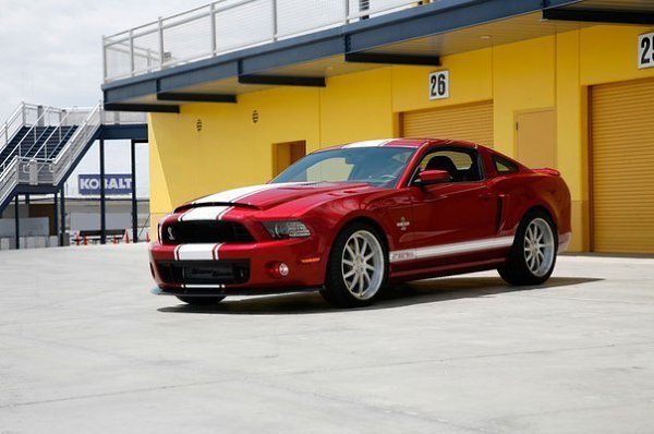 Shelby GT500 Super Snake - 3