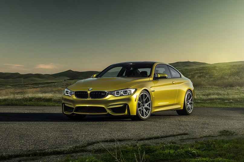 BMW M4 Coupe (F82) by Vorsteiner