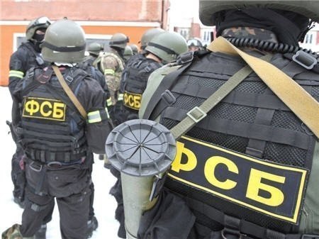 Нормативы и физические требования к бойцам спецназа ФСБ. А ты готов? 1. Подтягивание - 25 2. ...