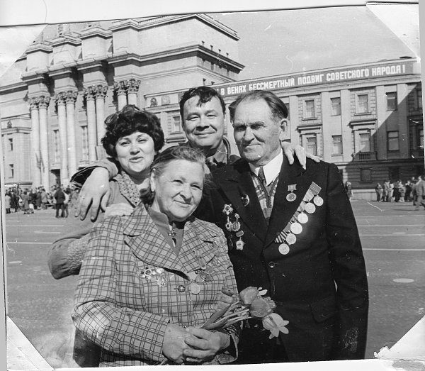 : 1986 ,  ,     (   ).   ,  ,             ,      ,    -   ,   .  ,   ,  ,  ,    - ,     , ,  ,     .   !    ! - Haritonova Tatiana, 76 , 