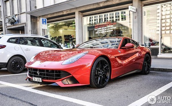Ferrari F12berlinetta