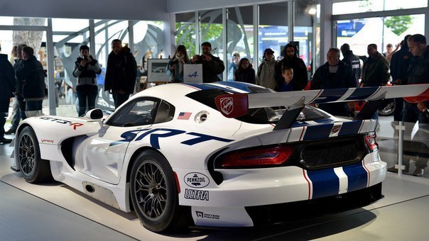 Viper GT3-R