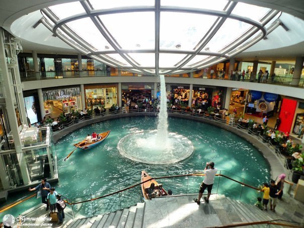   Marina Bay Sands  . - 3