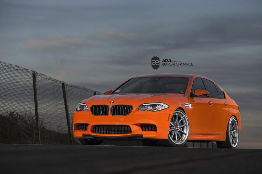  BMW:     - 3  2014  01:54 - 3