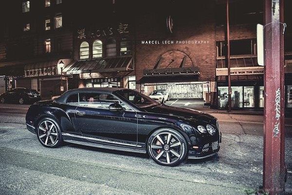 Bentley Continental GTC. - 5