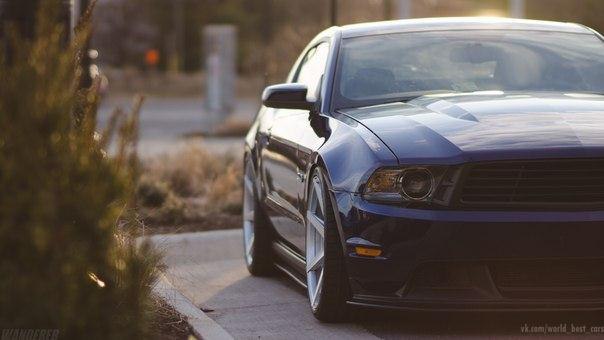 Ford Mustang on Rohana RC7 Wheels. - 8