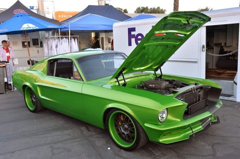 Ford Mustang - 3