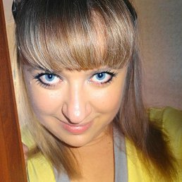 Alenka, 33, 