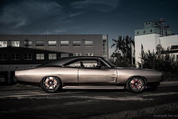 Pro Touring 1968 Dodge Charger GTS-R (Viper V10 Engine & Suspension) - 3