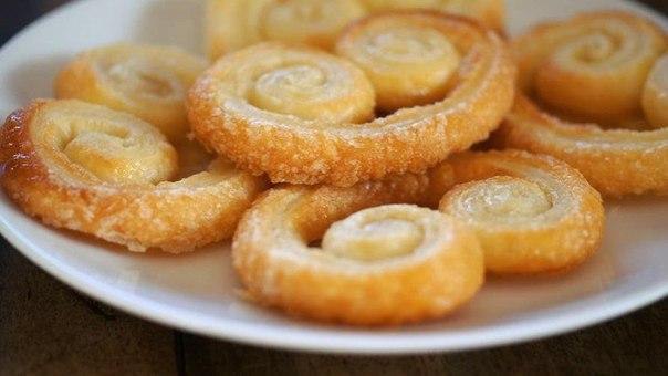 Печенье «Ушки на макушке».Печенье - проще некуда. Отлично спасает ситуацию, когда внезапно возникла ...