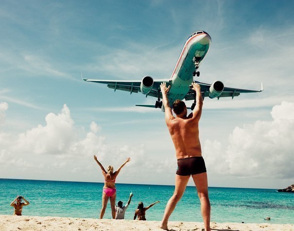  . Maho Beach     300   -,    ...