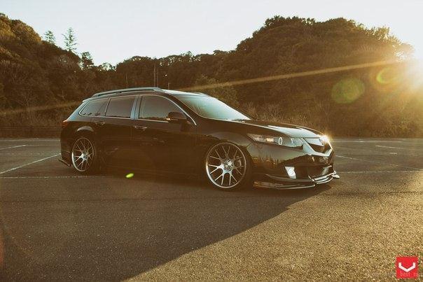 Acura TSX Wagon - 2