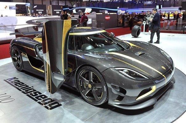 Koenigsegg Agera S.: ~ 51 .  : 1 030 ..  100/: 2.8 ... - 4