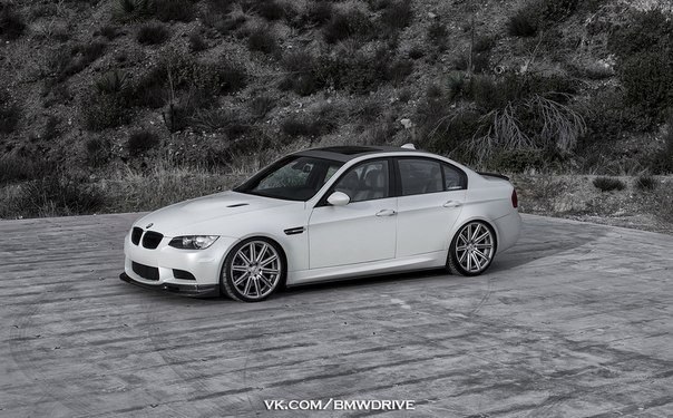 BMW E90 M3 Sedan.Vossen VVS-CV4s Silver PolishedF: 20x9 / R: 20x10.5