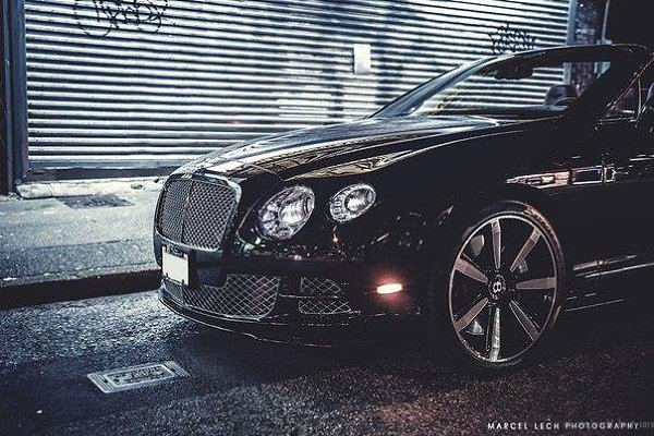 Bentley Continental GTC.
