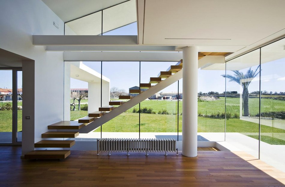 Villa T. https://fotostrana.ru/away?to=/sl/czq5 T           ... - 2