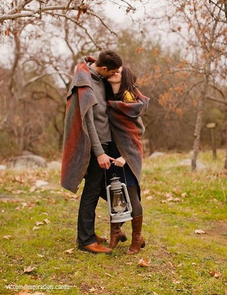 Осень — это так прекрасно… Краски неба и тепла.Красно желтые деревья и притихшая трава…А слова как ...