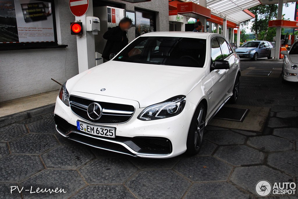 Mercedes-Benz E 63 AMG S W212 - 2