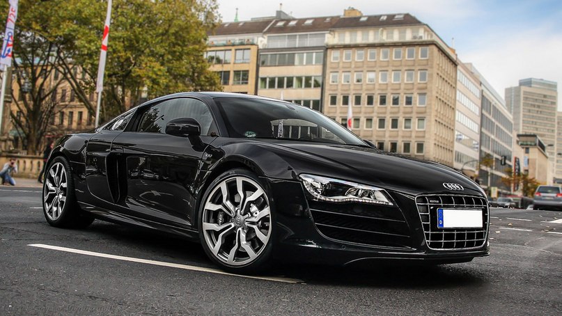 Audi R8 V10