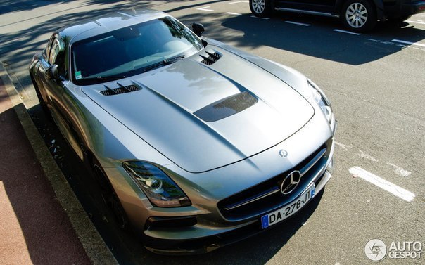 Mercedes-Benz SLS AMG Black Series (C197). - 6