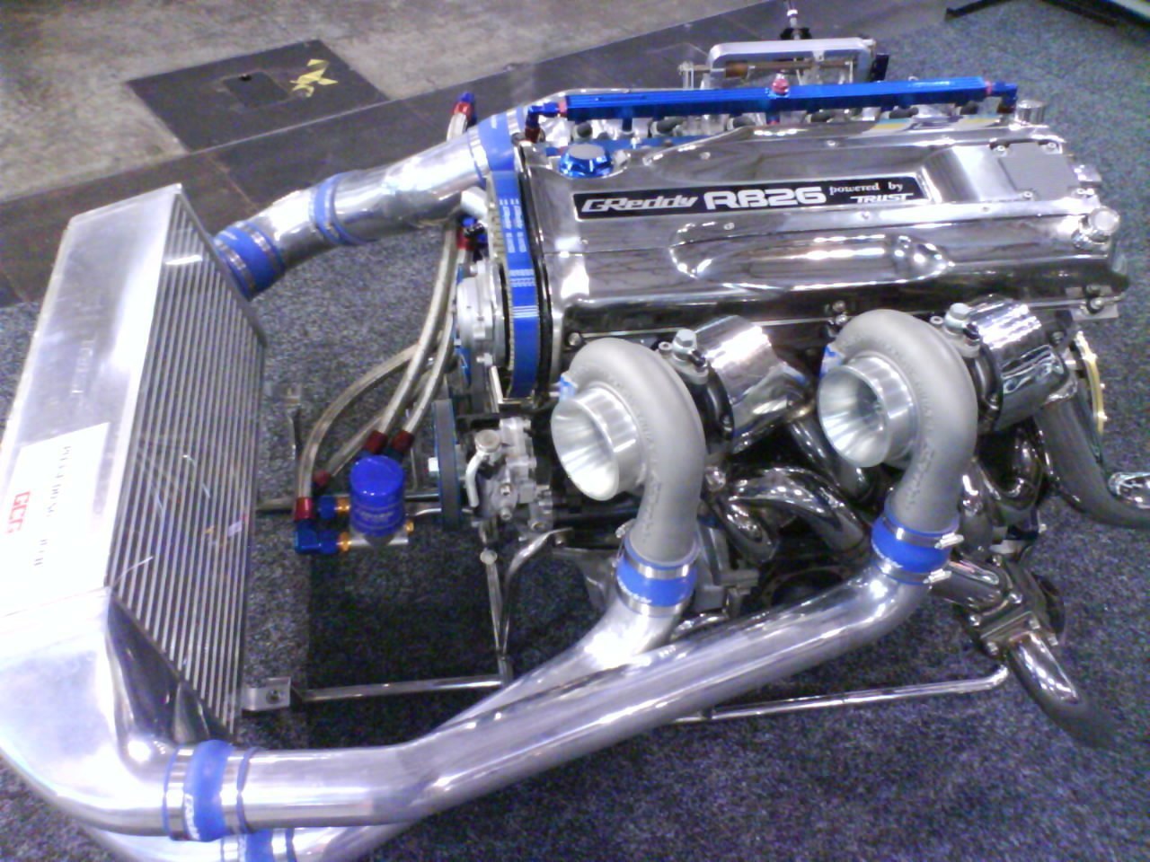  RB26DETT.       ? RB -  26 - 2.6  D ...