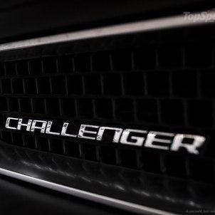 Dodge Challenger - 6