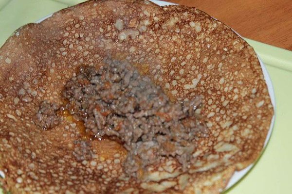 Блины на пиве с мясом.Время приготовления: 35 минутИнгредиенты:Пиво — 1 ст.Молоко — 1 ст.Мука — 1 ... - 6