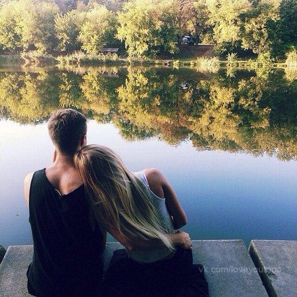 -Что ты в нем нашла? -Я его люблю, это я нашла в себе, не в нем.
