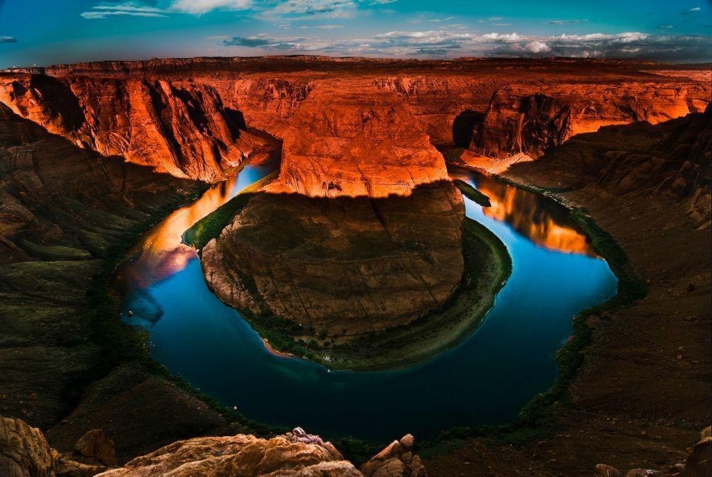 Horseshoe Bend     .     ... - 3