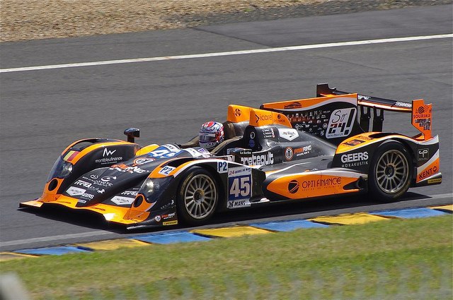 Oreca 03 Nissan Boutsen Ginion Racing.