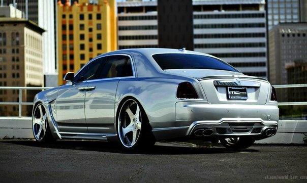 Rolls-Royce Ghost. - 8