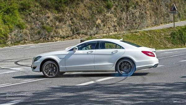 Mercedes-Benz CLS 63 AMG 4Matic S-Modell.: 5461 : 585 .. : 800 ... - 7