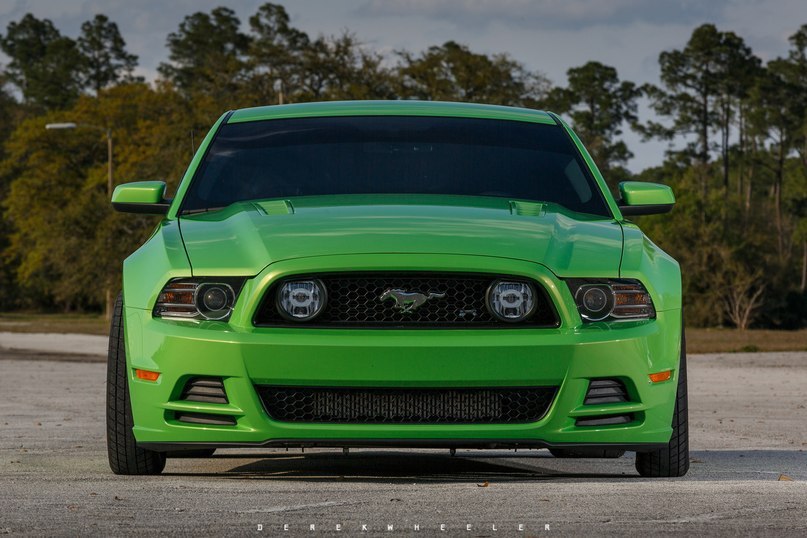 Ford Mustang 2014 Green