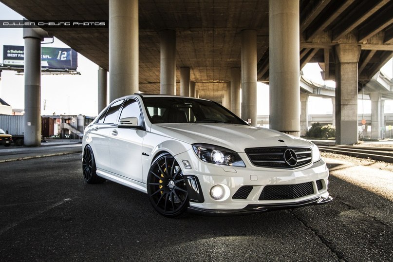 Mercedes-Benz C63 AMG