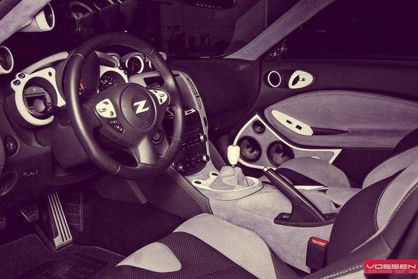 Nissan 370Z - 4