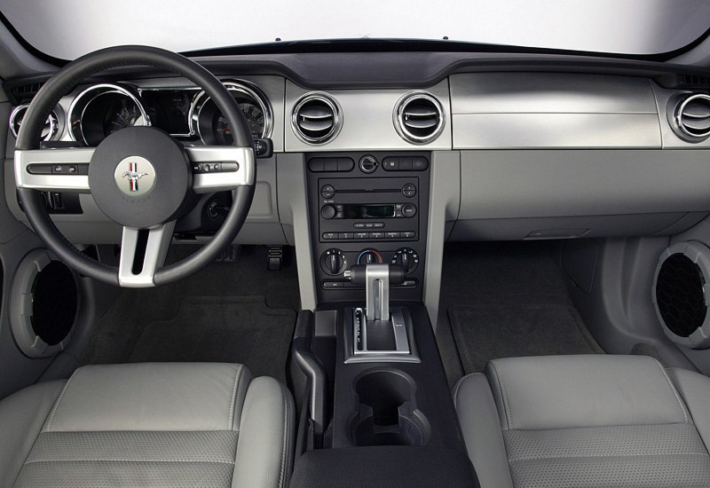 Ford Mustang GT , 2005 - 4