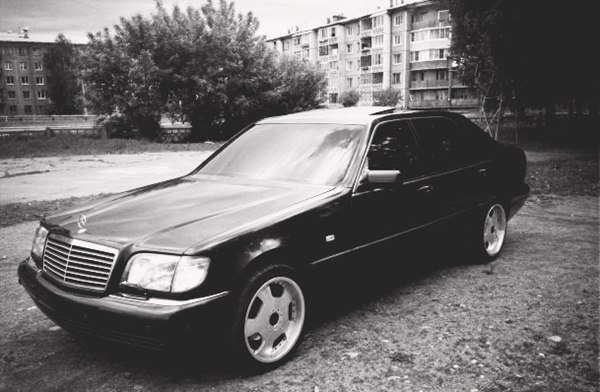 Mercedes-Benz S-class w140