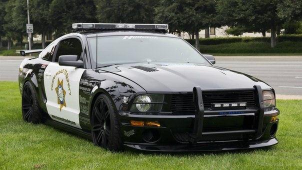  Ford Mustang