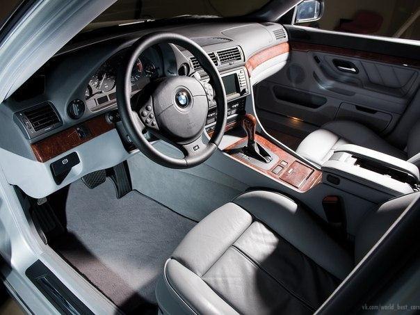   BMW 7- - 3