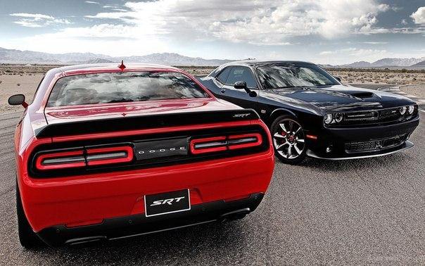 Dodge Challenger: SRT & SRT Hellcat.