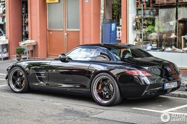 Kicherer Mercedes-Benz SLS AMG - 7