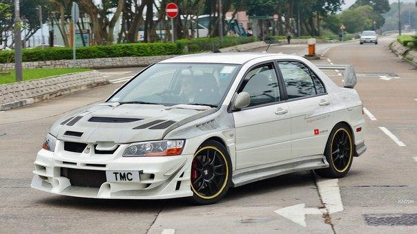 Mitsubishi Lancer Evolution IX