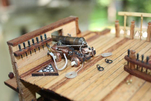 BONHOMME RICHARD   - 21