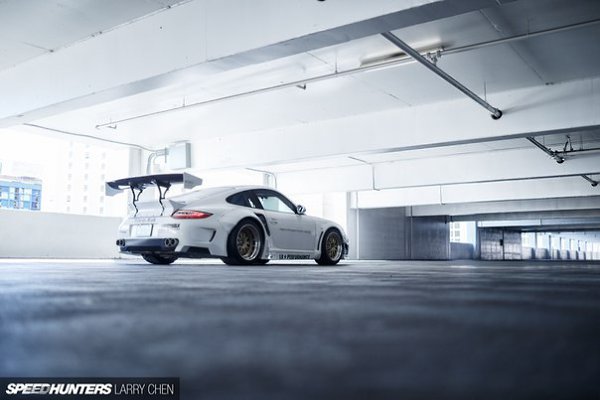 Porsche 911 Turbo. - 3