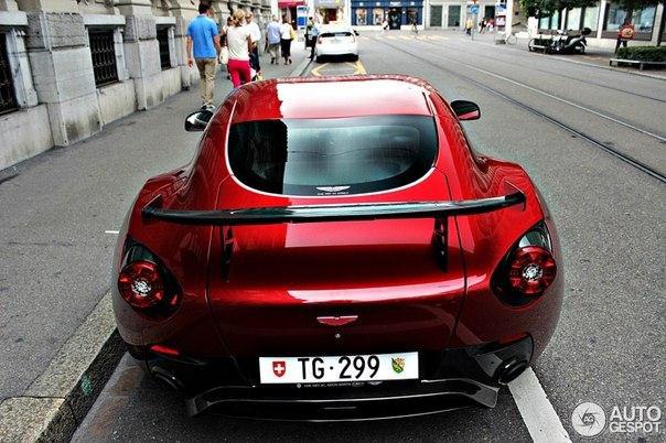 Aston Martin V12 Zagato - 6