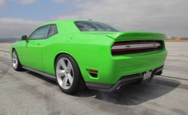 Dodge Challenger SMS 570