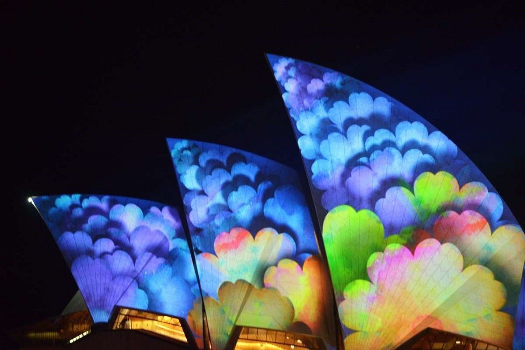    .      Vivid Sydney ( ), ... - 2